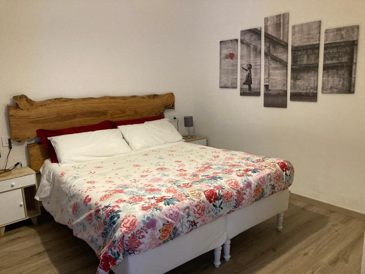 Appartamento Al Lago Lesa Exteriör bild